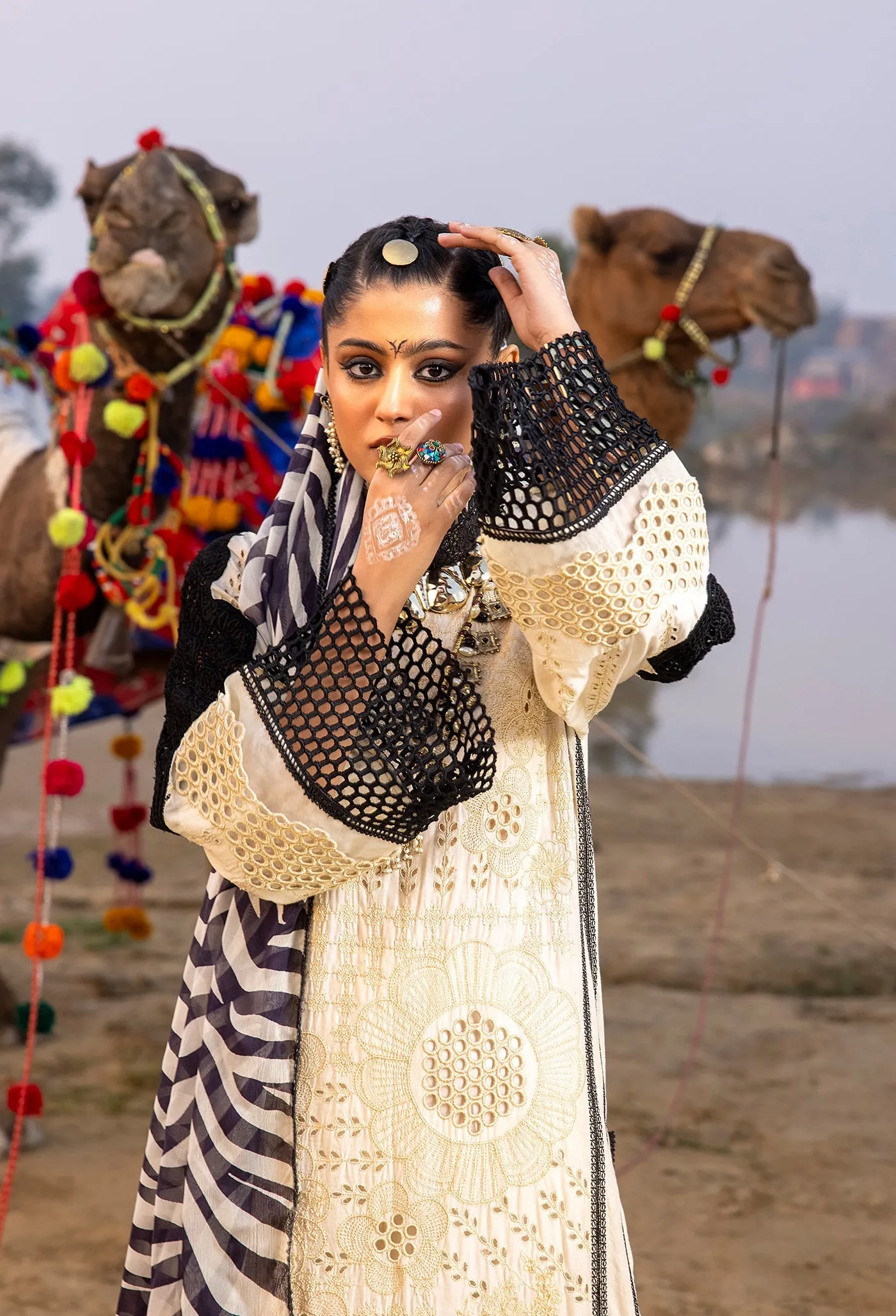 Adan's Libas Lawn by Hafsah Zia – 5528