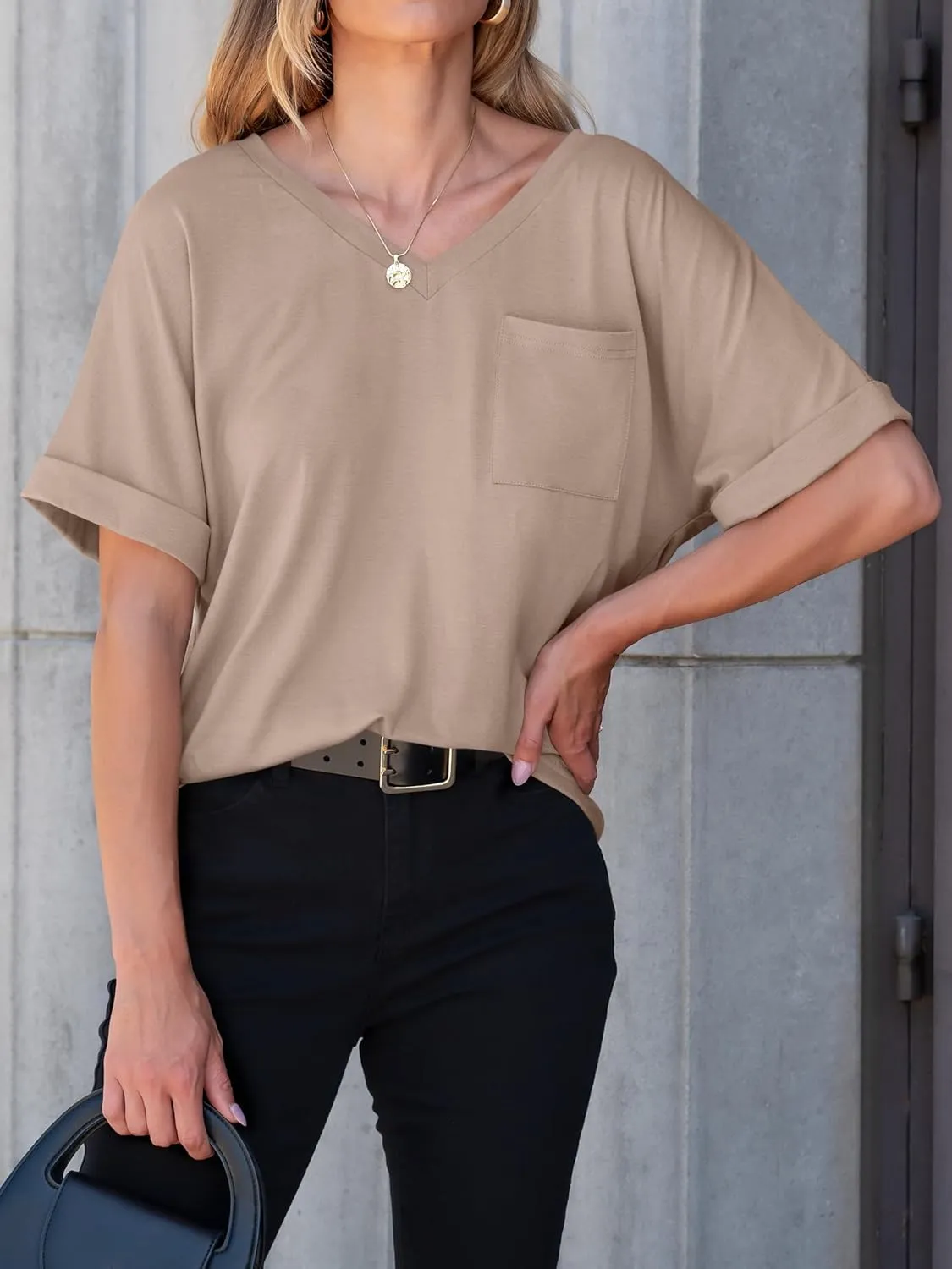 ANRABESS Women T Shirts Oversized Short Sleeve V Neck 2025 Summer Casual Loose Tops Basic Tee Shirts Outfits with Pocket