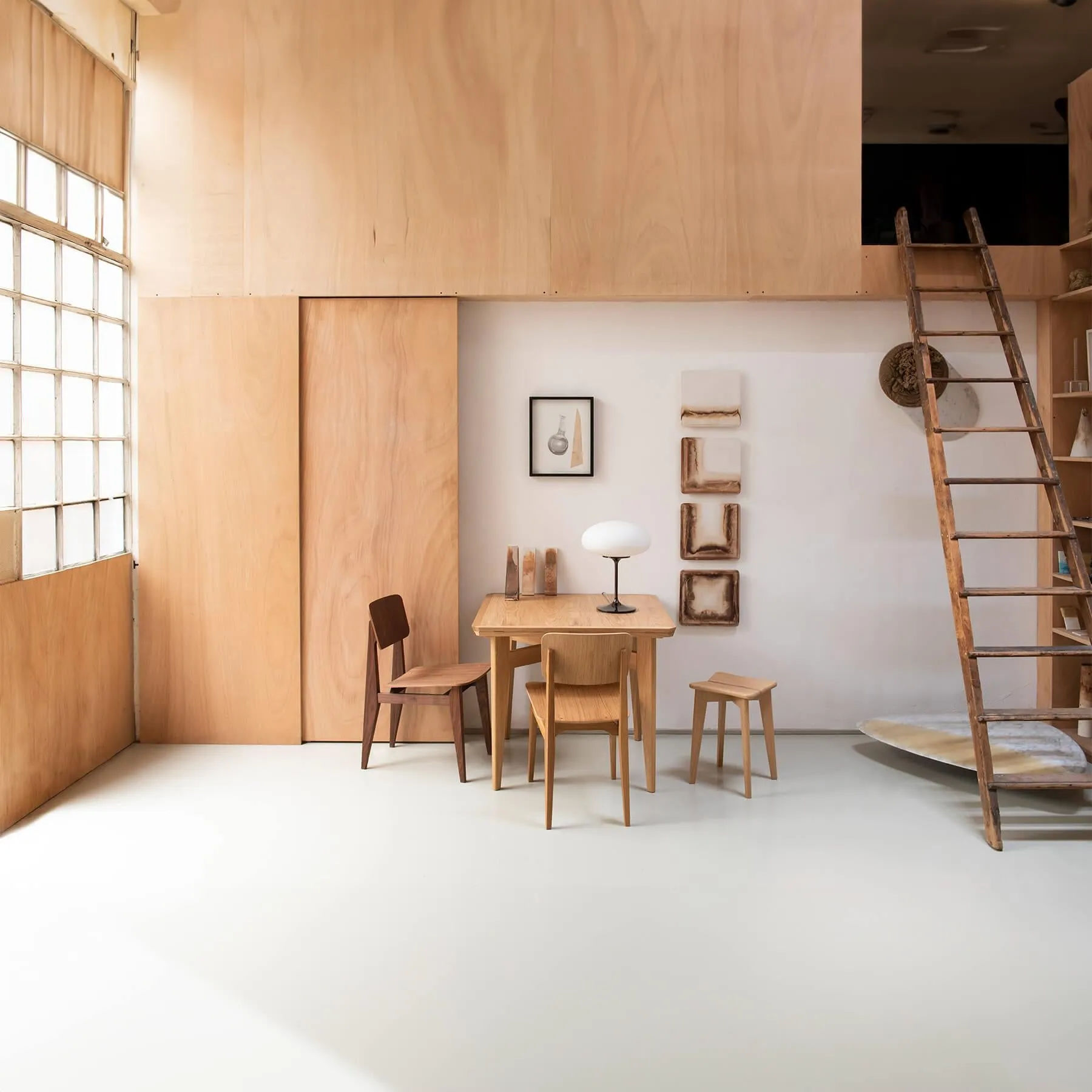 GUBI C-Chair Dining Chair - Wood Veneer