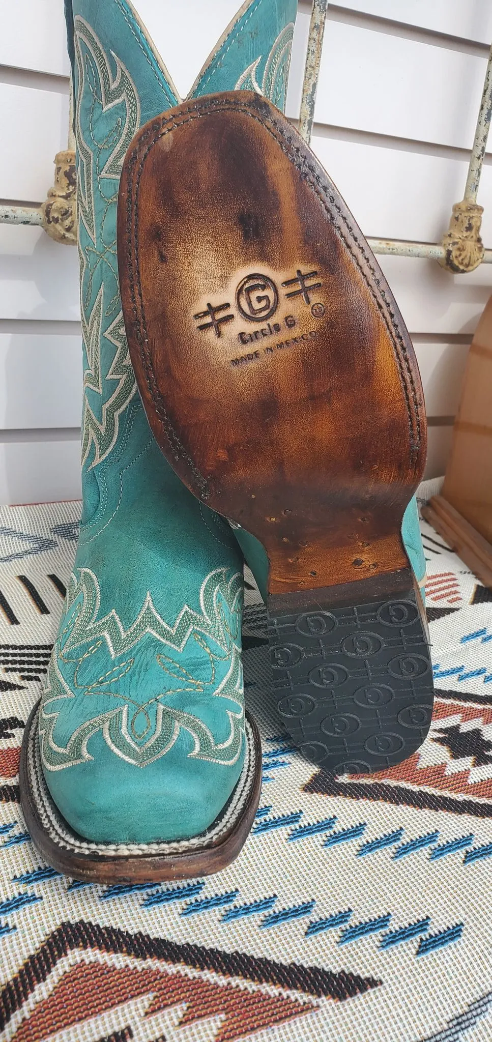 Women's Circle G Turquoise Embroidered Square Toe Boot